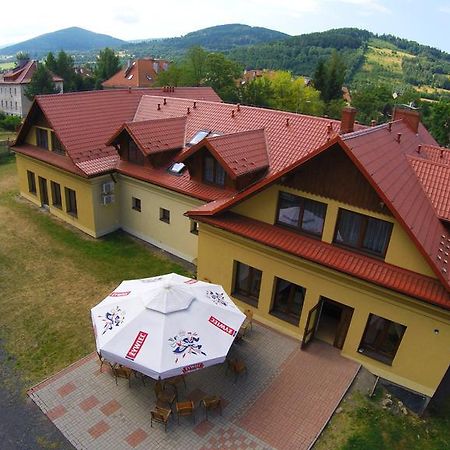 Pensjonat Lew Jaskiniowy Stronie Slaskie Exterior photo